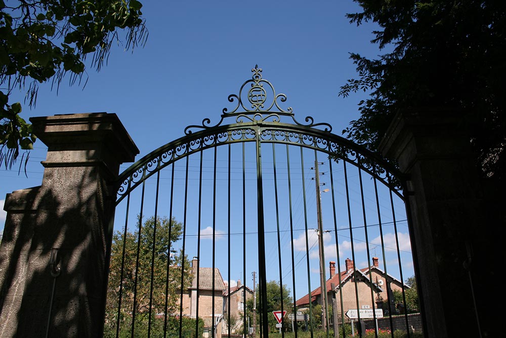 Portail du Château de la Linotte