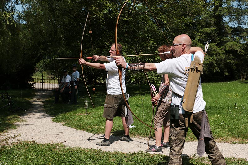 Tir à l'arc en Bourgogne Franche-Comté au Château de la Linotte